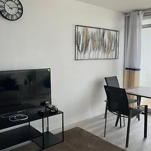 https://grand-studio-vue-sur-les-3-iles-pret-de-la-thalasso.inbrittany.com
